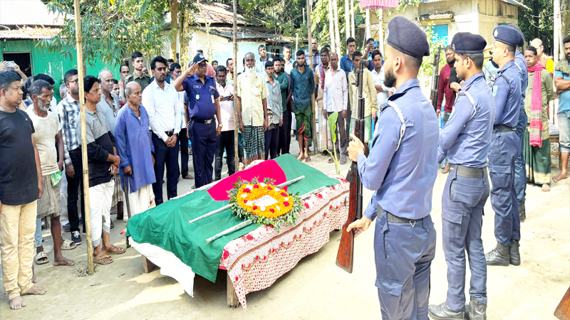 নবীগঞ্জে মুক্তিযোদ্ধা ক্ষীতিশ চন্দ্রদাসের মৃত্যু : রাষ্ট্রীয় মর্যাদায় দাফন