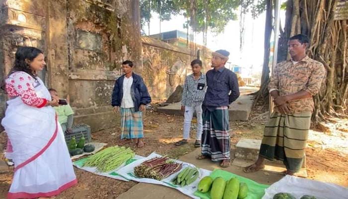 জৈন্তাপুরে কৃষক-ক্রেতার মেলবন্ধন ব্যতিক্রমী ‘মুক্ত বাজার’