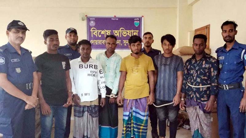দোয়ারাবাজারে পুলিশি অভিযানে গ্রেফতার ৭