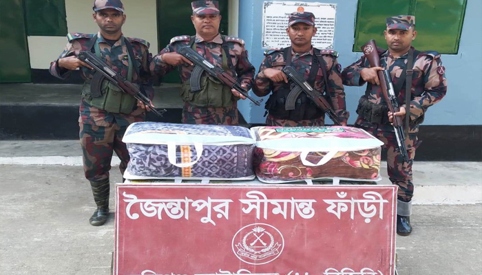 জকিগঞ্জ ব্যাটালিয়নের বিশেষ অভিযানে অর্ধ কোটি টাকার ভারতীয় চোরাচালানী পণ্য জব্দ