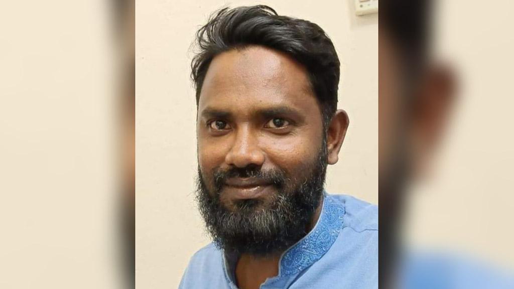 জৈন্তাপুরে মোটরসাইকেলে বাসের চাপা, নিহত ১