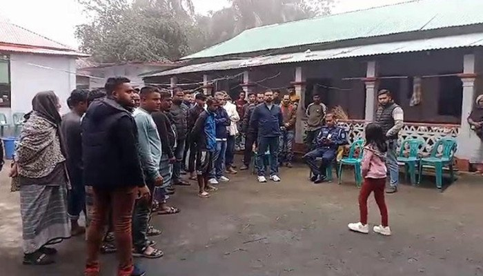 মৌলভীবাজারে অগ্নিকাণ্ডে শ্বাসরুদ্ধ হয়ে প্রাণ গেল যুবলীগ নেতার মা ও চাচীর
