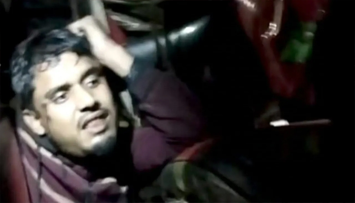 ছাতকে ট্রাক উল্টে প্রাণ গেল সিএনজি চালকের
