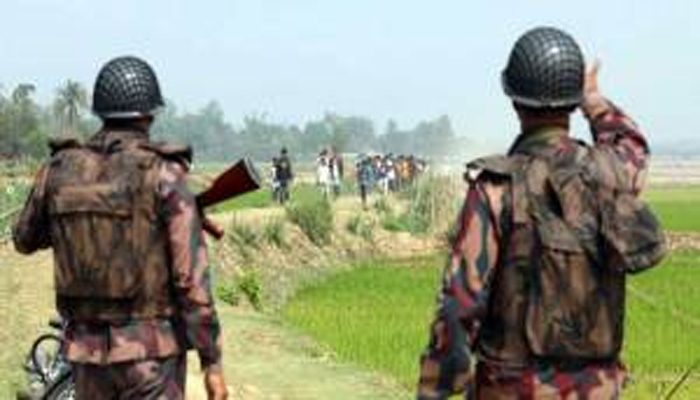 রসুন ছিনিয়ে নিতে বিজিবি’র উপর হামলা চোরাকারবারি চক্রের