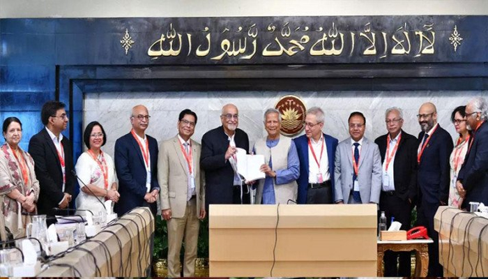 ‘হাসিনার শাসনামলে প্রতি বছর গড়ে ১৬ বিলিয়ন ডলার পাচার হয়েছে’