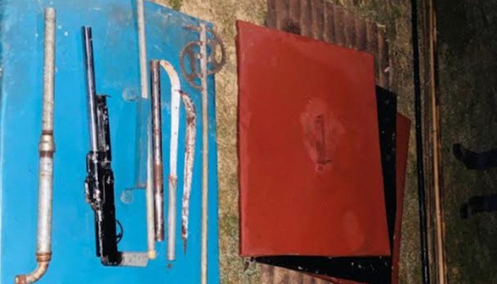 দিরাইয়ে যৌথ অভিযানে বাড়ির রান্নাঘর থেকে অস্ত্র উদ্ধার