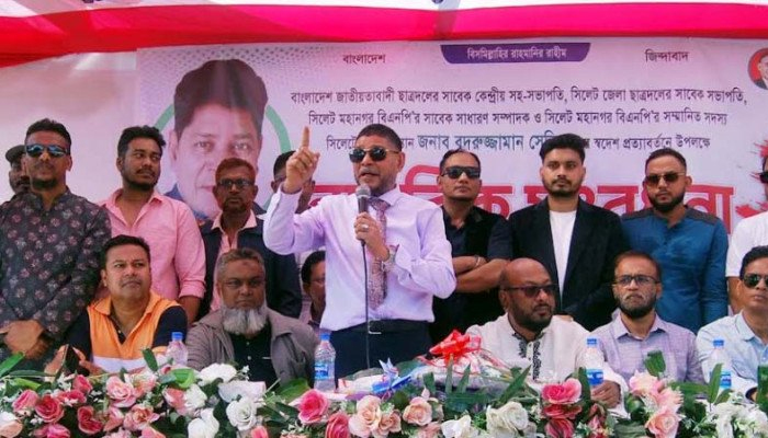 মানুষের প্রত্যাশাকে ভূলুণ্ঠিত করায় আ. লীগ ধ্বংস হয়েছে : সংবর্ধনার জবাবে সেলিম