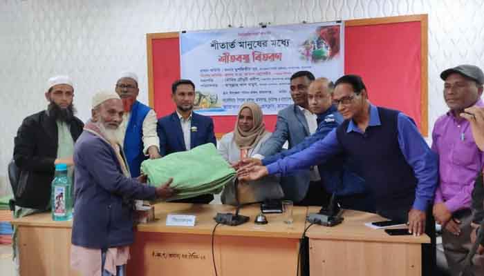 জামালগঞ্জে শীতার্তদের মধ্যে শীতবস্ত্র বিতরণ