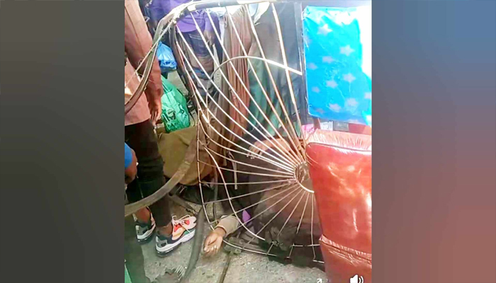 সিলেট-তামাবিল সড়কে ঝরলো নারীর প্রাণ