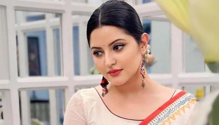 বিছানা থেকে ওঠার শক্তি পাচ্ছেন না পরীমনি