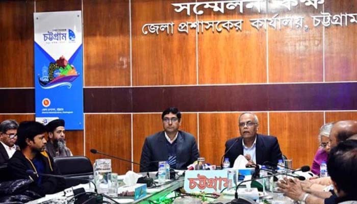 ‘উসকানিদাতা’ সাংবাদিকদের নিয়েও তদন্তের পক্ষে সংস্কার কমিশন প্রধান