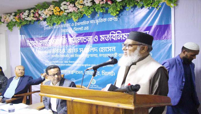 জৈন্তাপুরে মডেল মসজিদের উন্নয়ন কাজের অগ্রগতি পরিদর্শন করলেন ধর্মবিষয়ক উপদেষ্টা