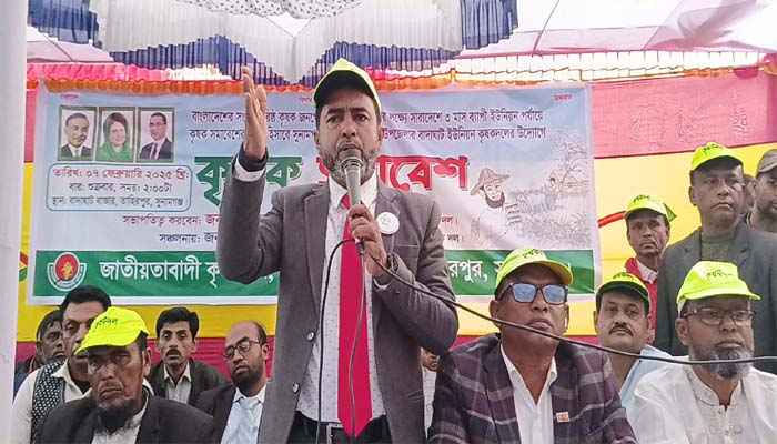 তারেক রহমানের নির্দেশ ভালবাসা দিয়ে মানুষের মন জয় করতে হবে : আনিসুল