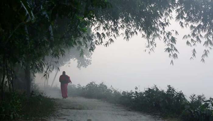 সর্বনিম্ন তাপমাত্রায় খুশি পর্যটকরা