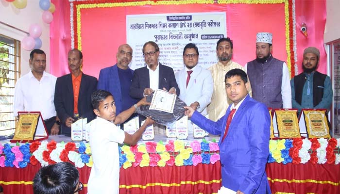 জৈন্তাপুরে চতুল মারইয়াম শিকদার শিক্ষা কল্যাণ ট্রাস্ট আয়োজিত ২য় মেধাবৃত্তির সনদপত্র ও পুরস্কার বিতরণ সম্পন্ন