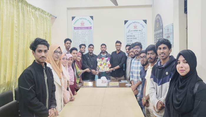 শাবি প্রেসক্লাবের সাথে স্পিকার্স ক্লাবের সৌজন্য সাক্ষাৎ