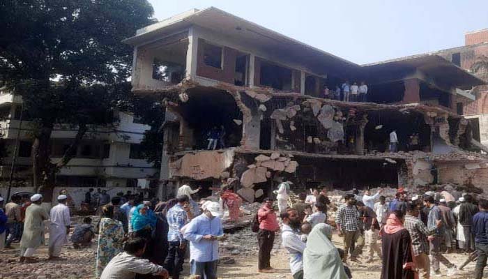 ‘হাড়গোড়’ পাওয়া গেছে  ধানমন্ডি ৩২-এ
