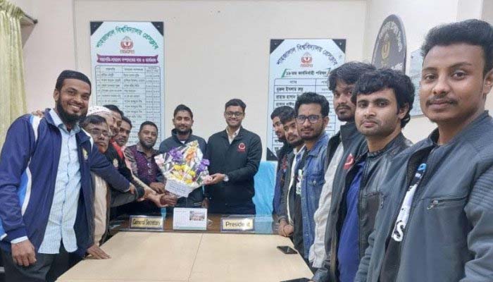 শাবি প্রেসক্লাবের সাথে পরিবহন কর্মচারী সমিতির সৌজন্য সাক্ষাৎ