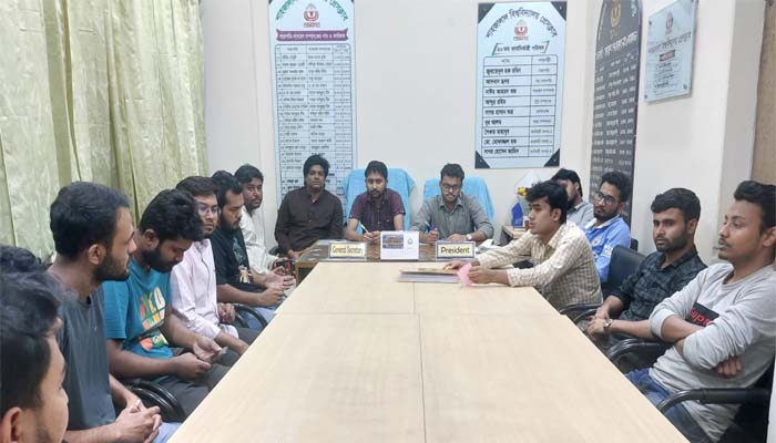 শাবি প্রেসক্লাবের সাথে ছাত্রদলের নতুন কমিটির সৌজন্য সাক্ষাৎ
