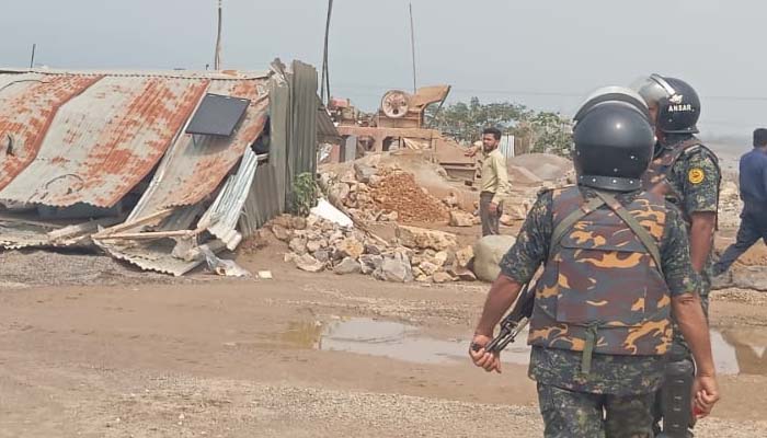 ভোলাগঞ্জে প্রশাসনের উচ্ছেদ অভিযান, সরকারি খাস জমি উদ্ধার