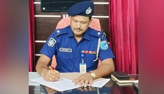 জিলাপি খেতে চাওয়া সেই ওসিকে বদলি
