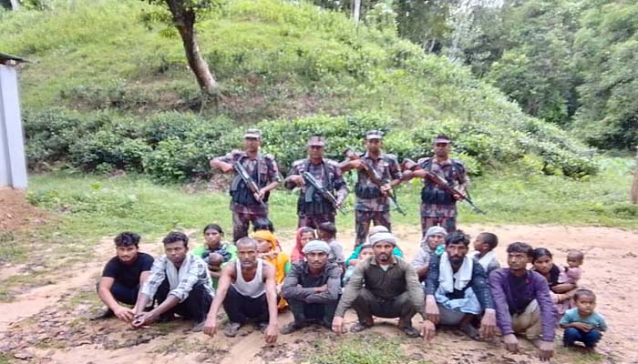 কমলগঞ্জ সীমান্ত দিয়ে নারী-শিশুসহ ২১ জনকে ঠেলে পাঠাল বিএসএফ