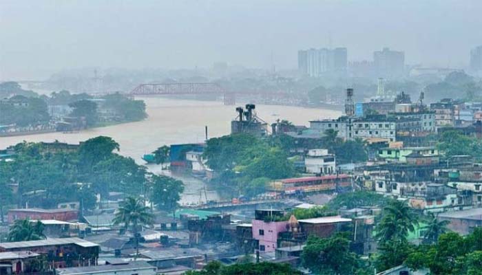 সিলেটে ফুঁসছে সুরমা-কুশিয়ারা : যেকোনো সময় বন্যায় ভাসতে পারে সিলেট