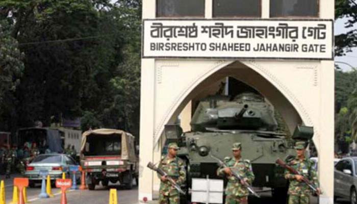 সেনানিবাস ঘিরে ‘নাশকতার পরিকল্পনা’, বরখাস্ত সৈনিকসহ গ্রেফতার ৩