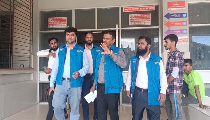 সুনামগঞ্জ সদর হাসপাতালে দুদকের অভিযান: মিলেছে নানা অনিয়মের প্রমাণ