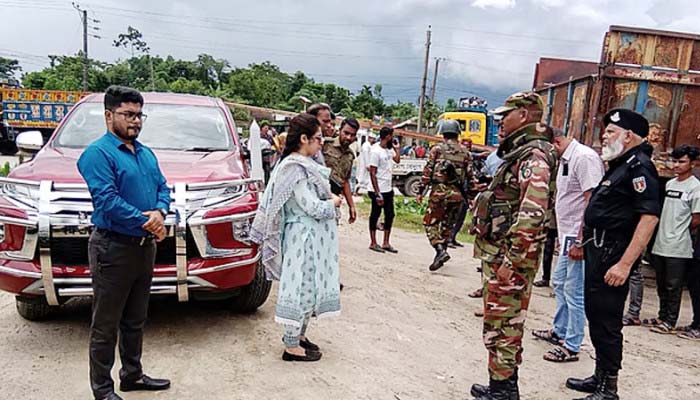 সিলেটে টাস্কফোর্সের অভিযান : আরও ৩৩টি পাথর ভাঙার মেশিনের বিদ্যুৎ সংযোগ বিচ্ছিন্ন