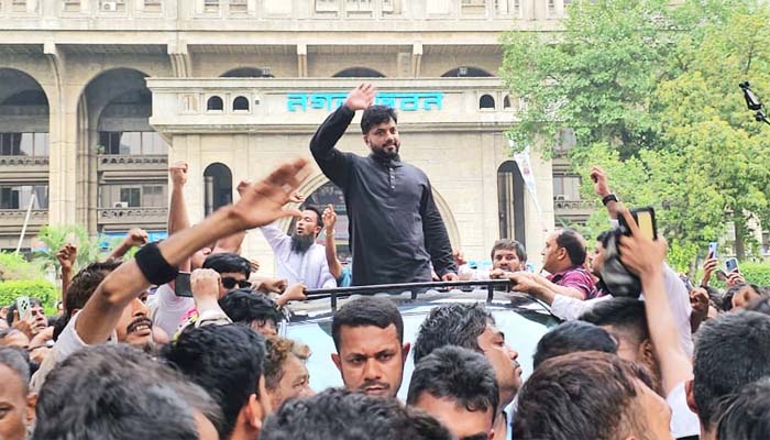 সরকারকে শেষ বার্তা দিলেন বিএনপি নেতা ইশরাক