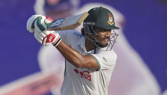 জোড়া সেঞ্চুরিতে ইতিহাসের পাতায় শান্ত