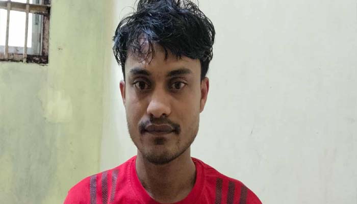 দোয়ারাবাজারে চাঁদাবাজকে ধরে পুলিশে দিল জনতা