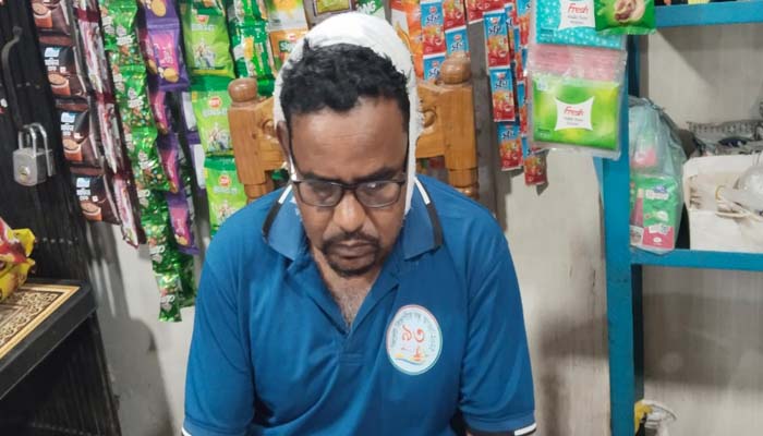 রাজনগরে ব্যবসায়ীর ওপর যুবদল নেতার হামলা, আহত ২