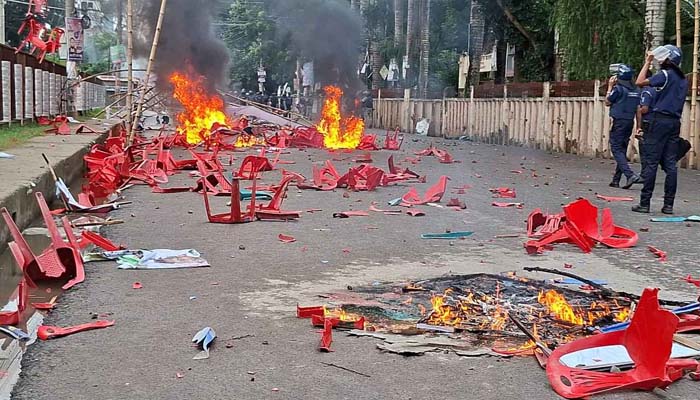 গোপালগঞ্জে ২২ ঘণ্টার কারফিউ শুরু