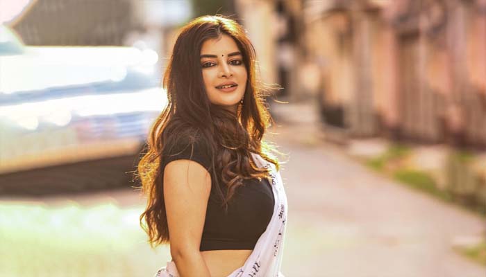 বিয়ের পিঁড়িতে বসতে চলেছেন মধুমিতা!