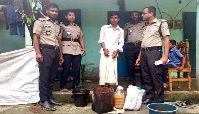 বিশ্বনাথে চোলাই মদ উদ্ধার, যুবকের কারাদণ্ড