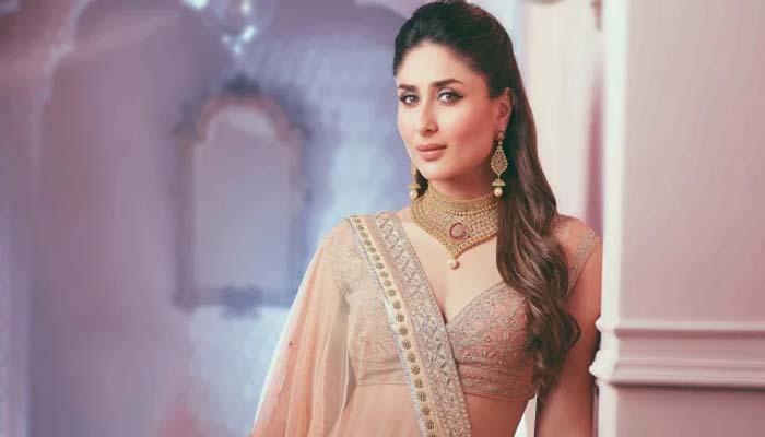 সেই রাতের স্মৃতি এখনও তাড়া করে বেড়ায় কারিনাকে