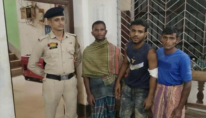 কুলাউড়া সীমান্তে বিএসএফের হাতে আটক ৩ জন চোরাকারবারি