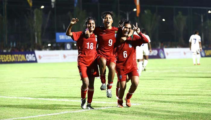 শ্রীলঙ্কাকে ৫ গোলে হারিয়ে শিরোপার আরও কাছে বাংলাদেশ