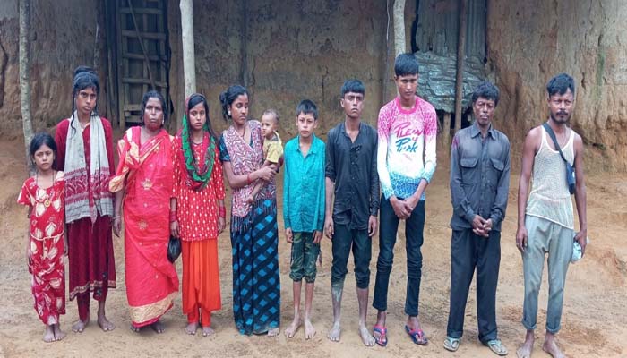 ভারতের উচ্ছেদ অভিযানে বিপাকে পড়ে দেশে ফিরছিলেন, সীমান্তে আটক ১১