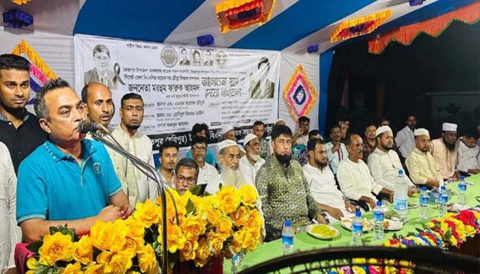 ফারুক আহমদ তাঁর কর্মে মানুষের হৃদয়ে আজীবন বেঁচে থাকবেন