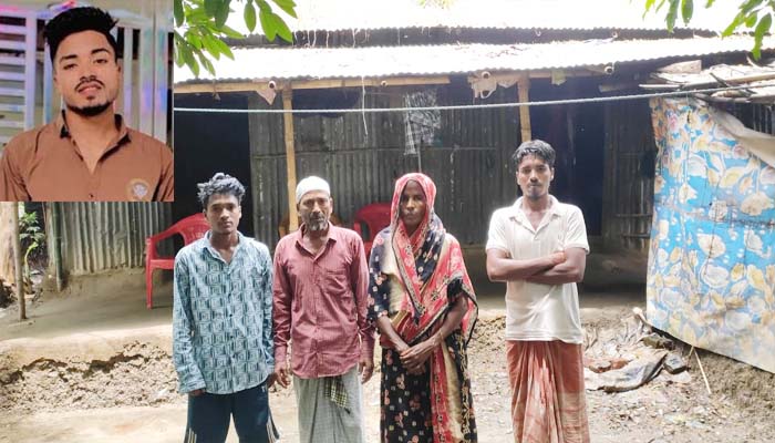 জুলাই শহীদ সোহাগের পরিবারর সর্বস্ব কেড়ে নিয়েছে প্রতারক দালাল