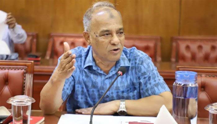 ৫ আগস্ট ঘিরে নাশকতার কোনো শঙ্কা নেই : স্বরাষ্ট্র উপদেষ্টা