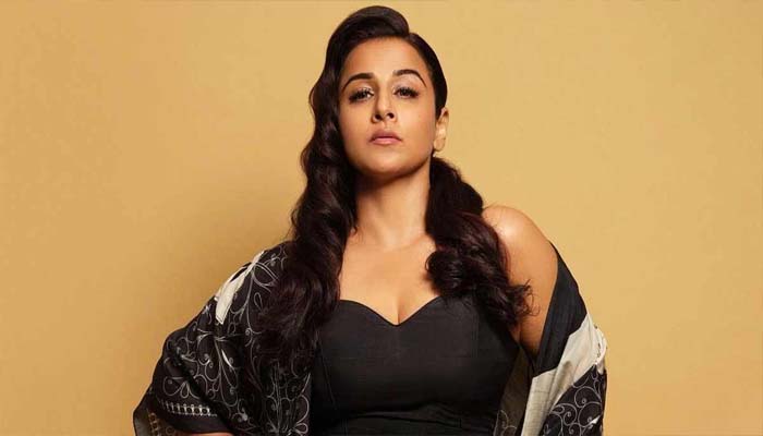 বলি ইন্ডাস্ট্রিতে প্রবেশের পর যে বিড়ম্বনায় পড়েছিলেন বিদ্যা বালান