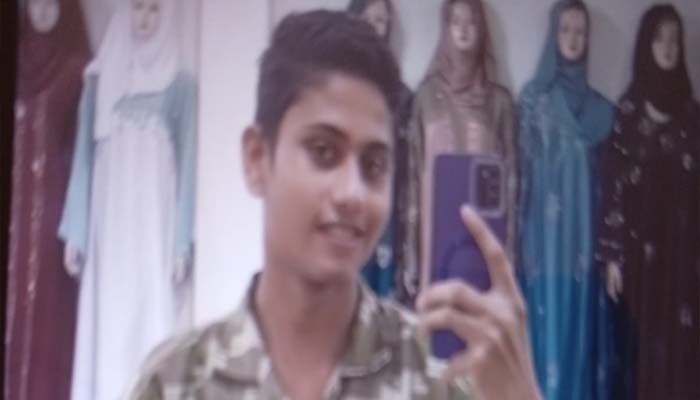 টিলাগড়ে সেলুনে চুল কাটতে গিয়ে নিখোঁজ  শিপু :সন্ধান চায় পরিবার 