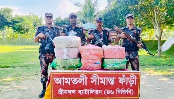 কুলাউড়ায় বিজিবির অভিযানে ভারতীয় বিড়ি ও সিগারেট জব্দ