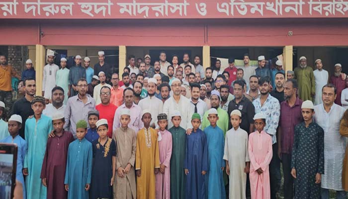 মসজিদ ও মাদরাসার উন্নয়নে সবাইকে এগিয়ে আসতে হবে: জৈন্তাপুরে অ্যাডভোকেট জামান