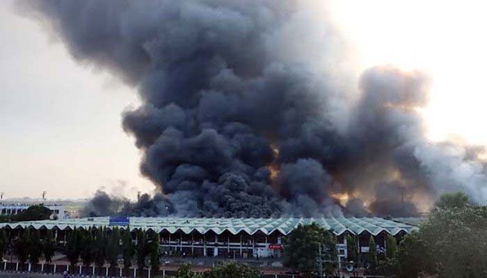 পুরোপুরি নিভল শাহজালাল বিমানবন্দরের আগুন