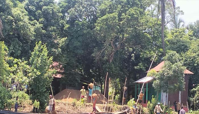 বালু লুটে বিপর্যয়ের মুখে কৃষি ও পরিবেশ